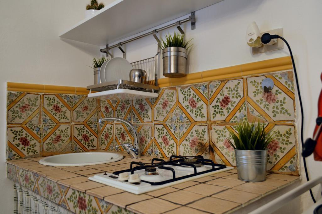 Real Teatro Umberto I Bed & Breakfast Palermo Exterior photo